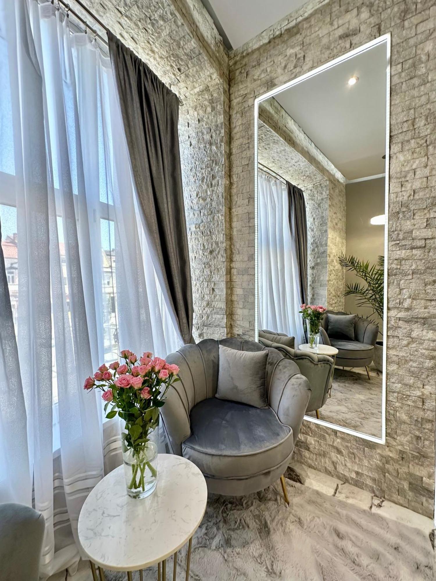 Deyinn Guest House Centrum Turda Extérieur photo